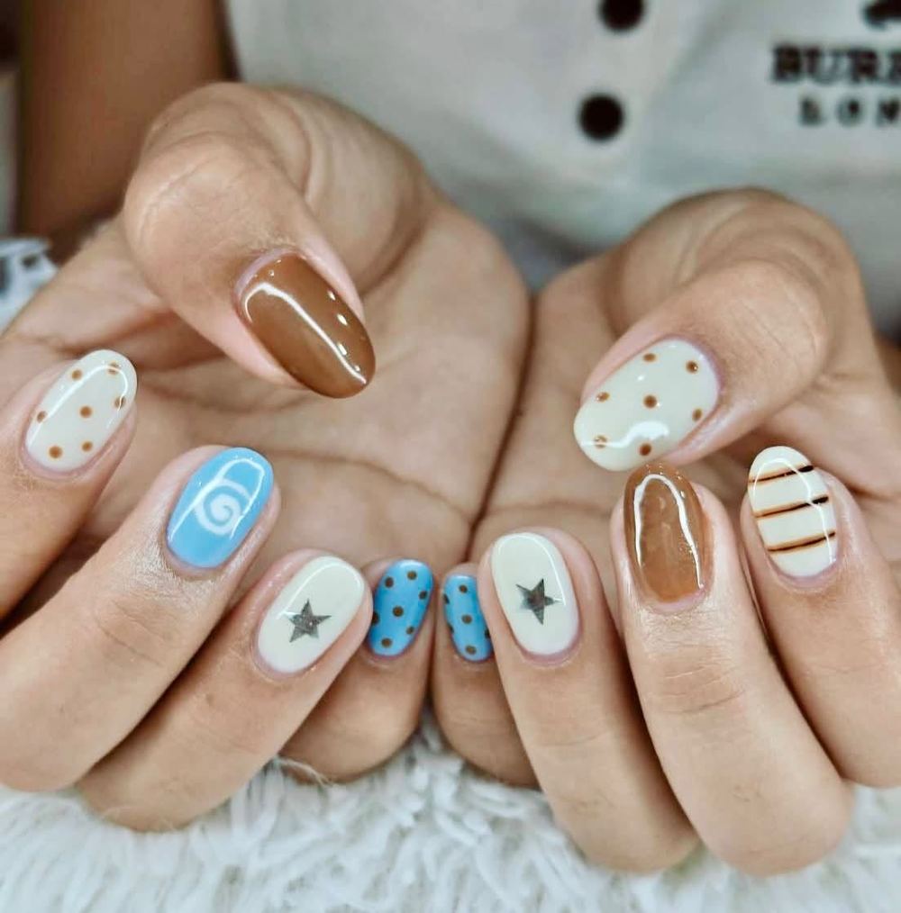 ผลงานทำเล็บมือลายกราฟิก Mali Nail & Spa