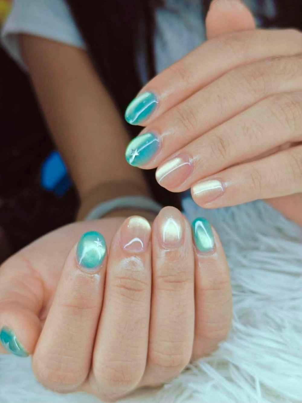 ผลงานทำเล็บมือโทนเขียวมะกอก Mali Nail & Spa